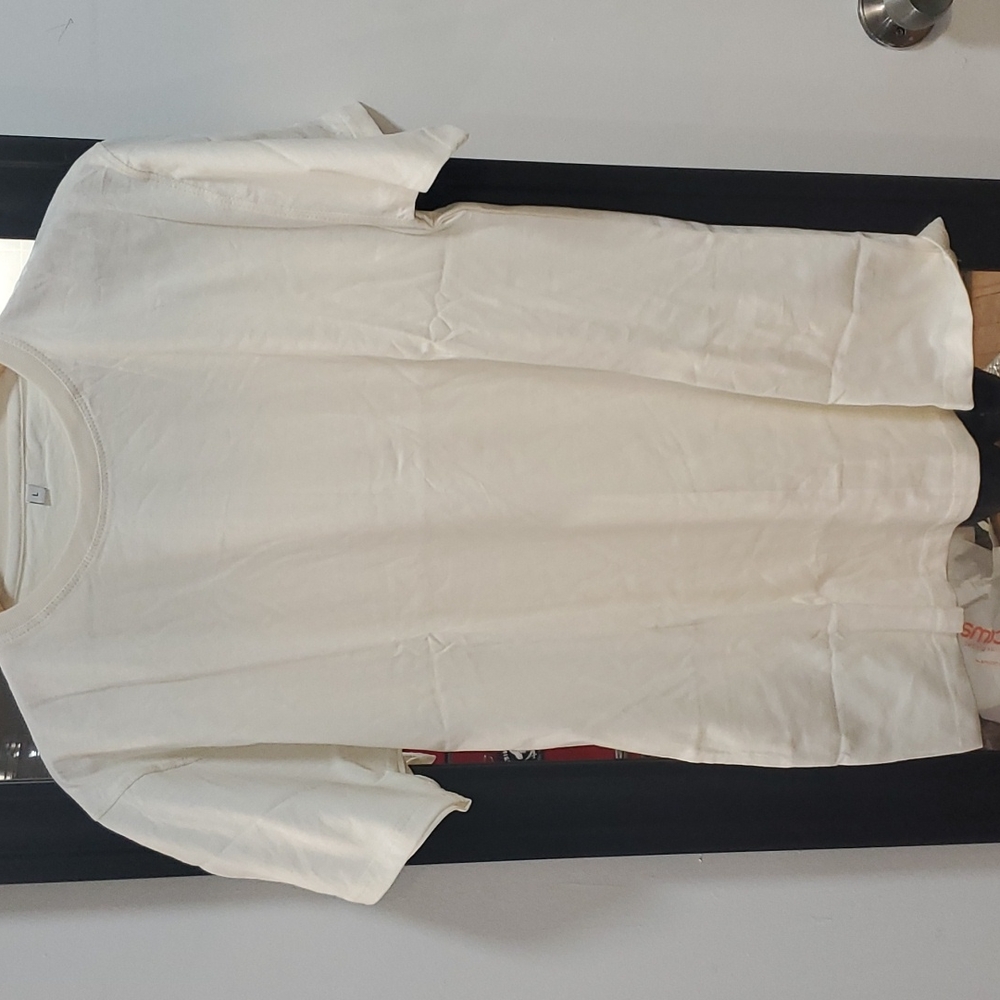 COPY - White t-shirt